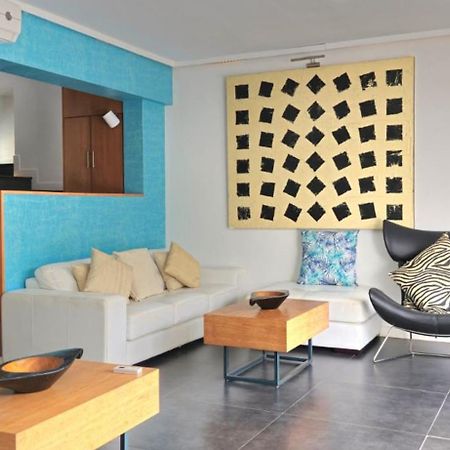 Villa Horizon By Dream Escapes, Beachfront Villa Pointe aux Canonniers Bagian luar foto