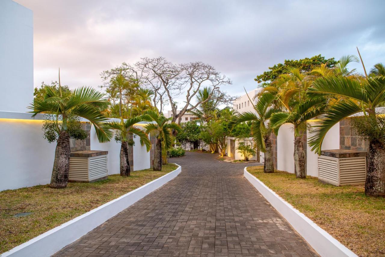 Villa Horizon By Dream Escapes, Beachfront Villa Pointe aux Canonniers Bagian luar foto