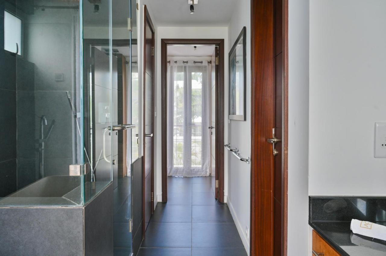 Villa Horizon By Dream Escapes, Beachfront Villa Pointe aux Canonniers Bagian luar foto